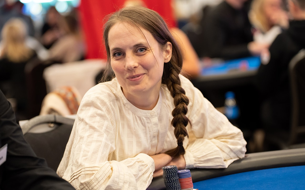 Heidi Røneid er på plass i Dublin for å spille poker-NM i 2022. Foto: Tomas Stacha / Poker.no