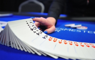 Sponsor i NM i gratispoker kan få plass på kortstokkene.