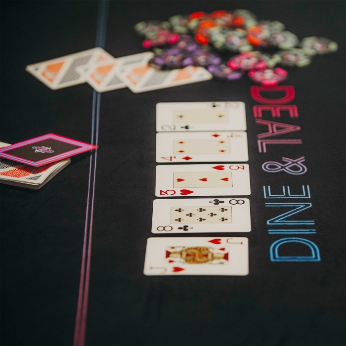 DINE & DEAL Jack-Six spisebord og pokerbord