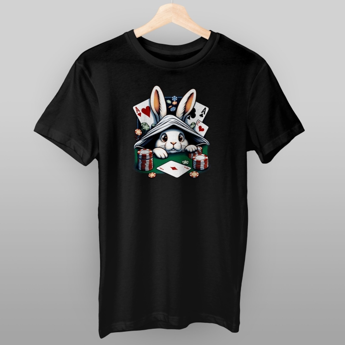Produktbilde av sort t-skjorte med poker-motiv "Rabbit hunting"