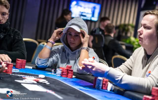 Monica Eilertsen Vaka var involvert i snakkis-hånda i poker-NM.