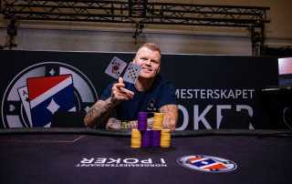 John Arne Riise vant kjendis-NM i poker på Gardermoen 2024.