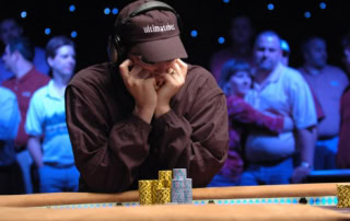 Phil Hellmuth reagerer på programmet for WSOP 2025.