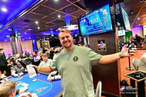 Jon Kyte med chiplead i 8-Game.