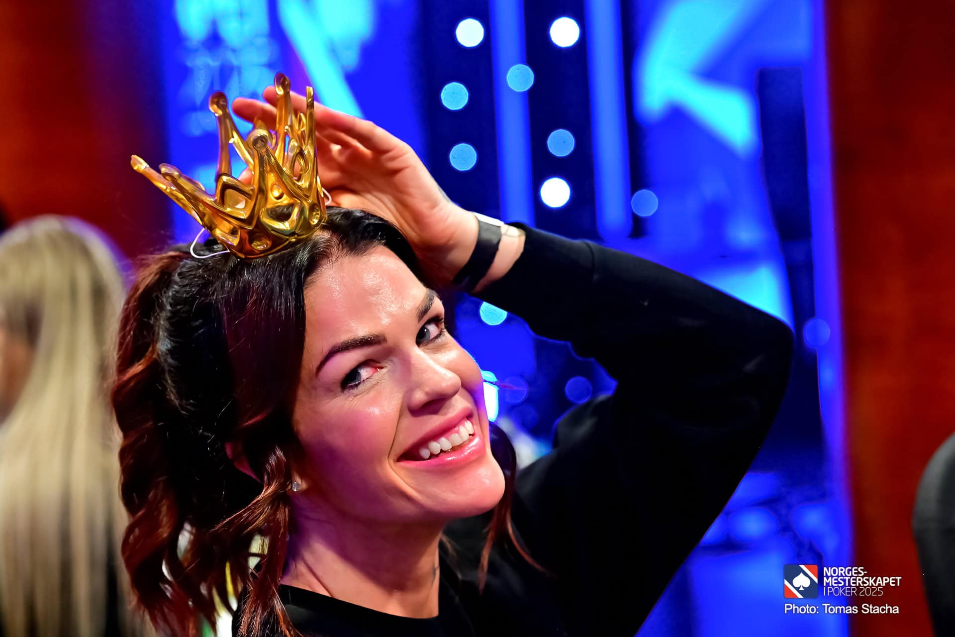 Drea Utvik Karlsen med gull i poker-NM, nå har hun også vunnet gull i WSOP Circuit.