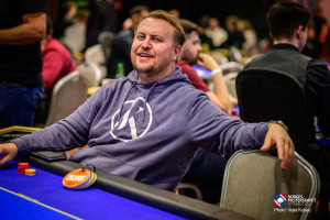 Jon Kyte spiller med fem kort i Las Vegas. Her er han i NM i Bratislava. 