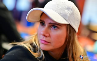 Monica Eilertsen Vaka er i posisjon til å vinne Ladies Event i poker-NM 2025.