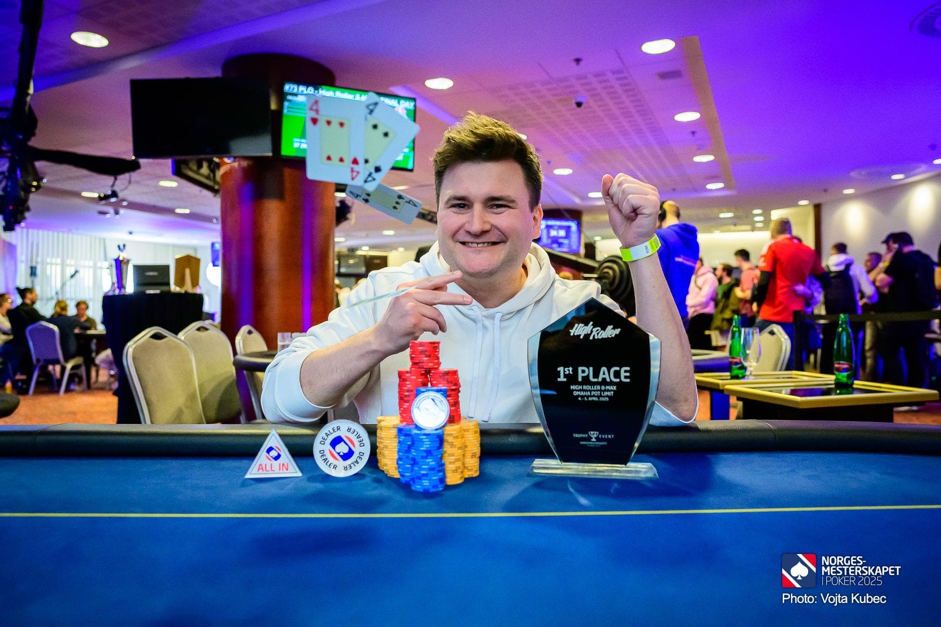 Espen Smørholm Sandvik ble nummer to i €2000 PLO High Roller 8-Max