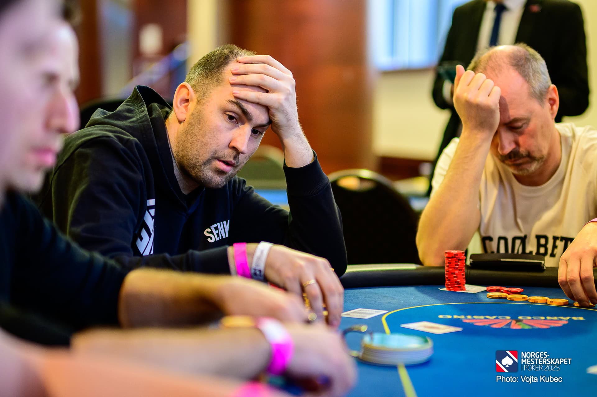 Tobias Jelsa Leknes på finalebordet i 10-Game.