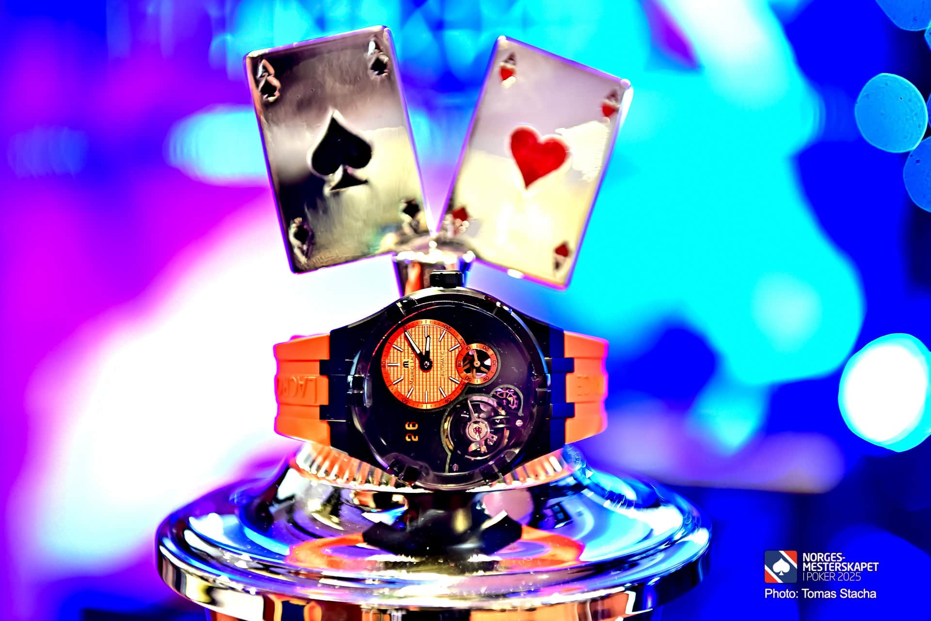 Aikon Master Grand Date er en av premiene på finalebordet i Main Event 2025.