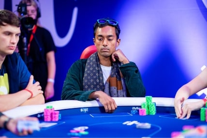 David Vinaya i pengene i Tallinn i WSOP Circuit.