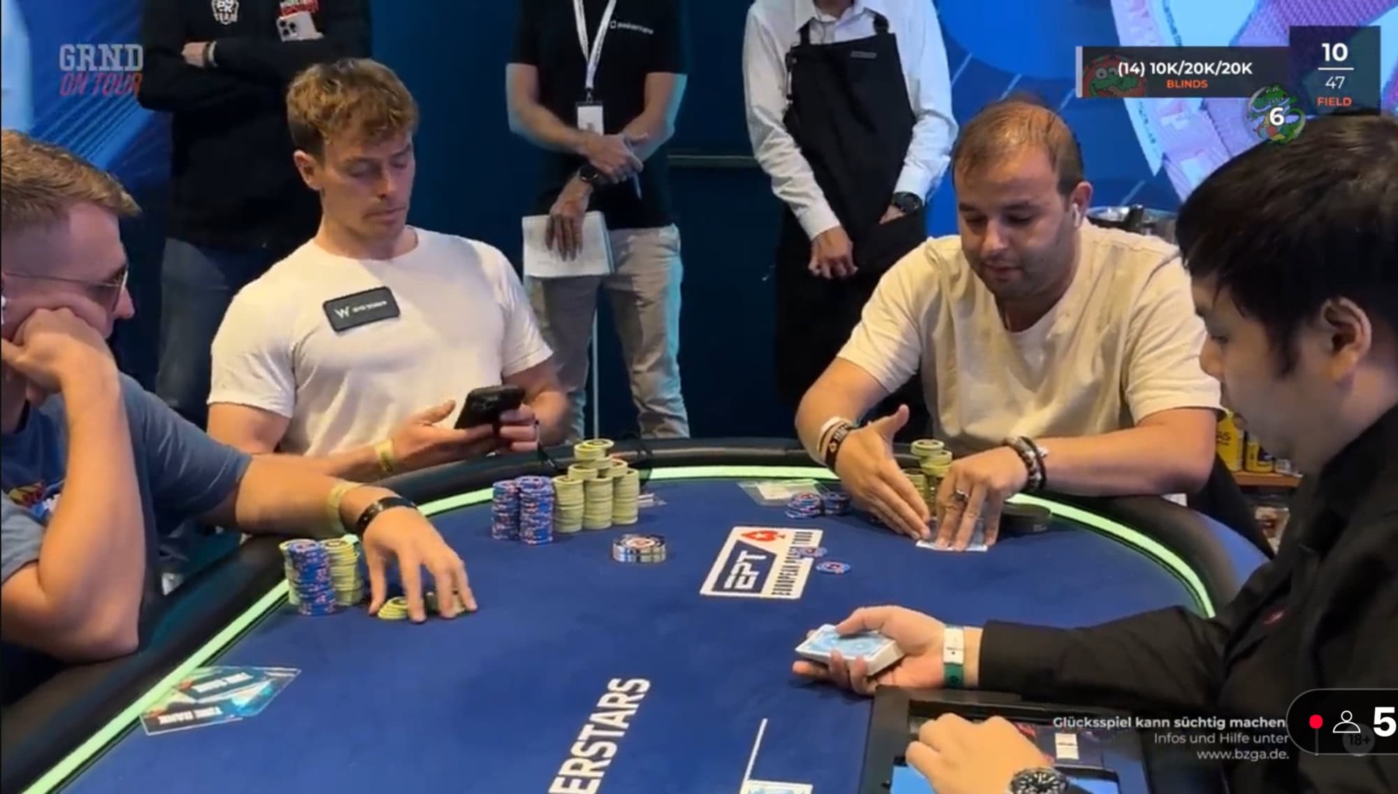 Jørstad slo ut Mokri da Espen Uhlen Jørstad og Kayhan Mokri satt på samme bord i €100.000 Super High Roller i EPT Barcelona 2025.