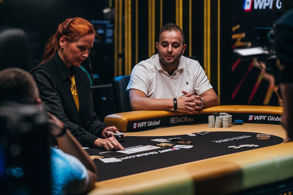 Kayhan Mokri i € 50k Big 50 i Bombay High Stakes Week.