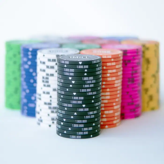 Sjetonger, fiskemotiv, chips, poker, poker.no